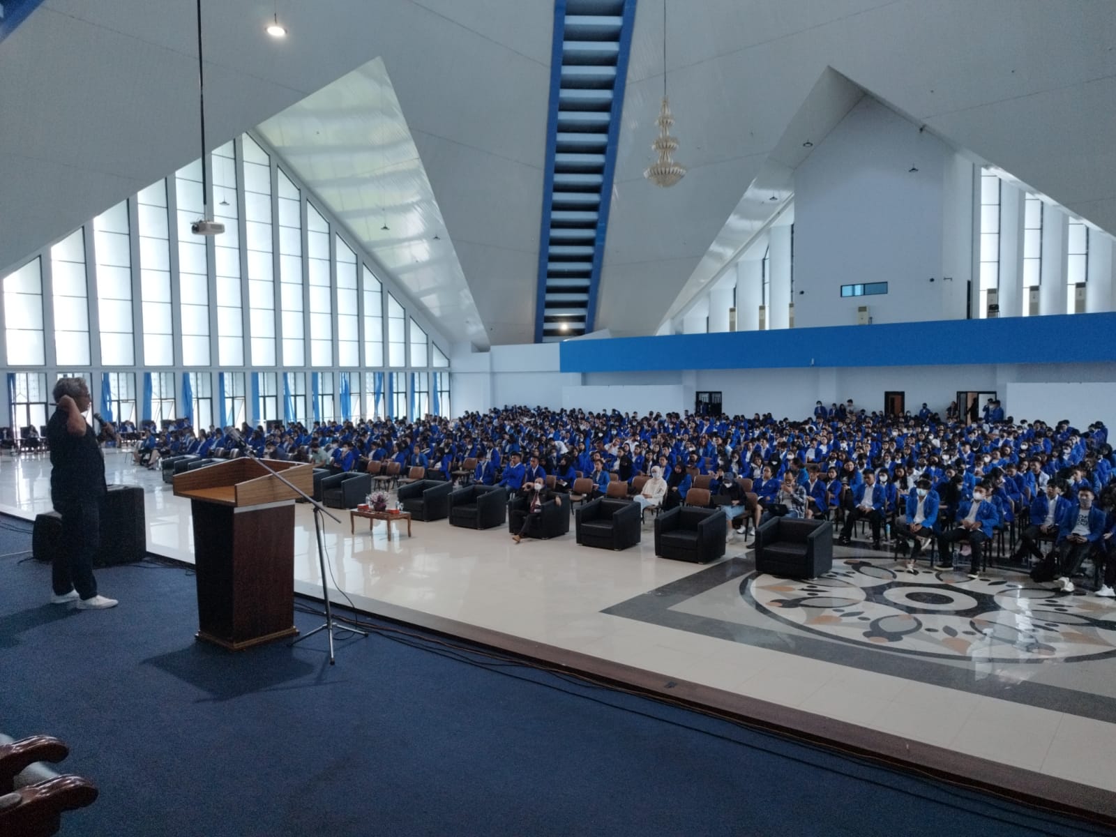 Bekali Peserta KKN, Unima Fokuskan Literasi Digital