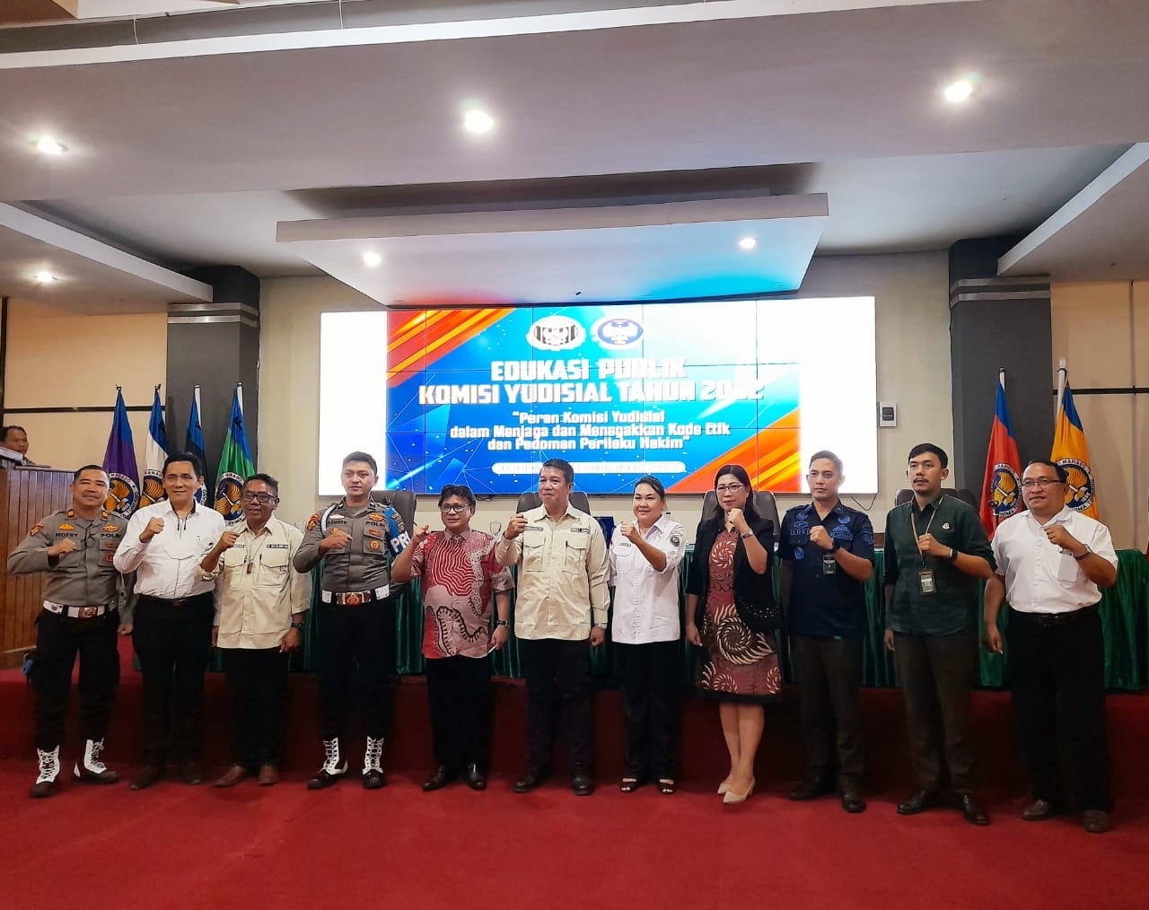 Seminar Edukasi Publik Komisi Yudisial Sulawesi Utara