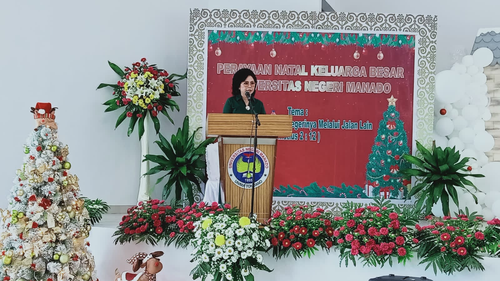 Gelar Ibadah Natal, Rektor Unima Ajak Seluruh Civitas Akademika Berikan yang Terbaik