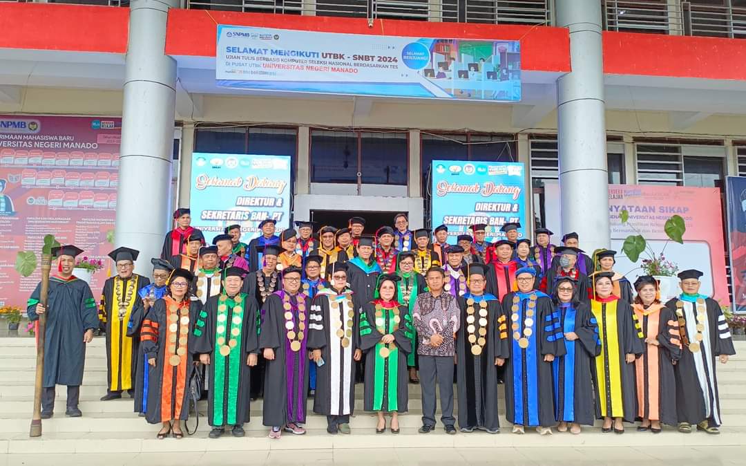 Ketambahan Dua Guru Besar, Rektor Unima Prof Deitje Katuuk Luluskan 722 Wisudawan