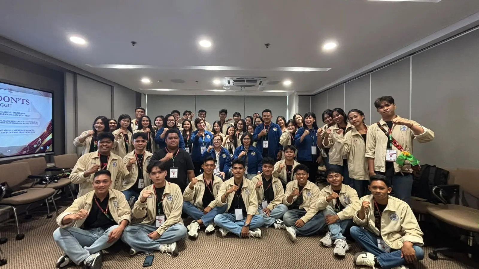 PSM UNIMA Meraih Silver Medal di Pesparawi Universitas Tarumanagara Jakarta