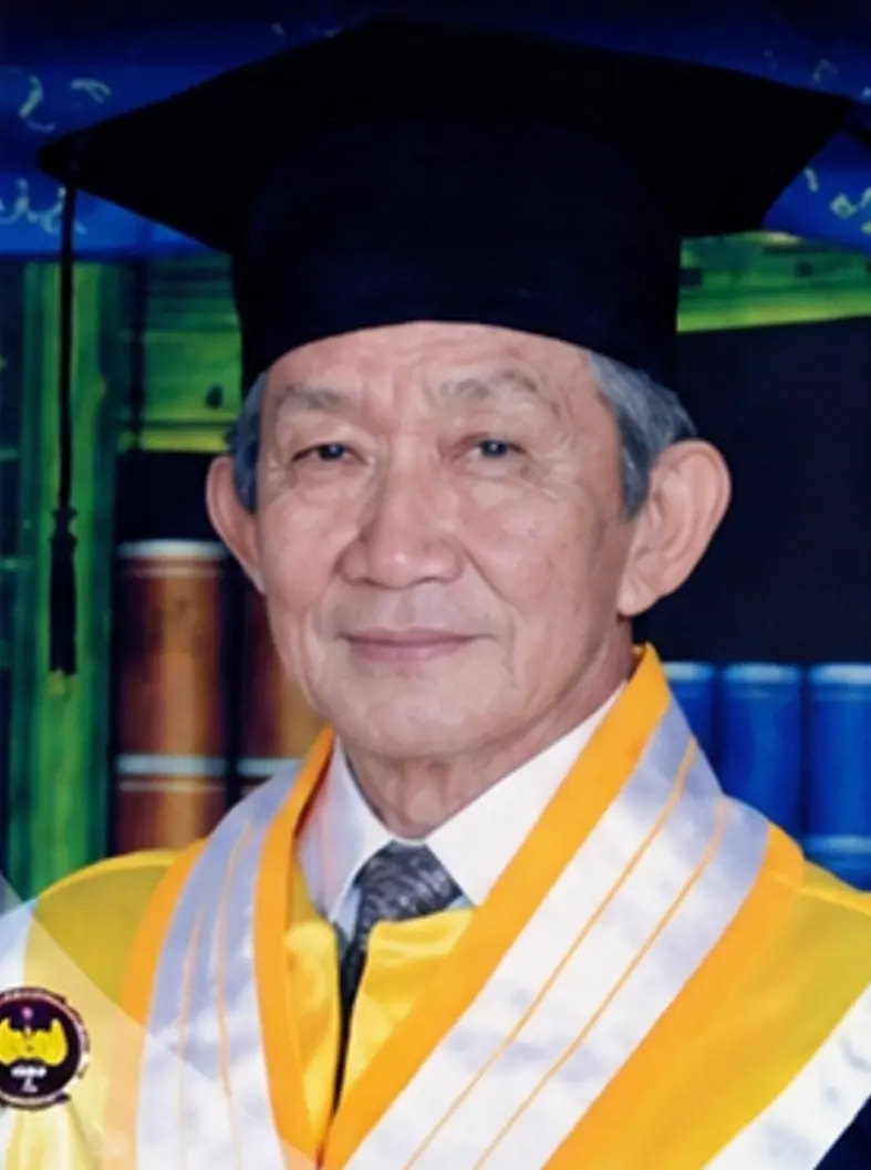 Dr. Drs. J.L.L. Lombok, SH, M.Si