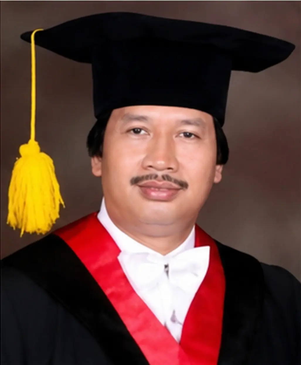 Prof. Dr. H. Jamal Wiwoho, S.H., M.Hum