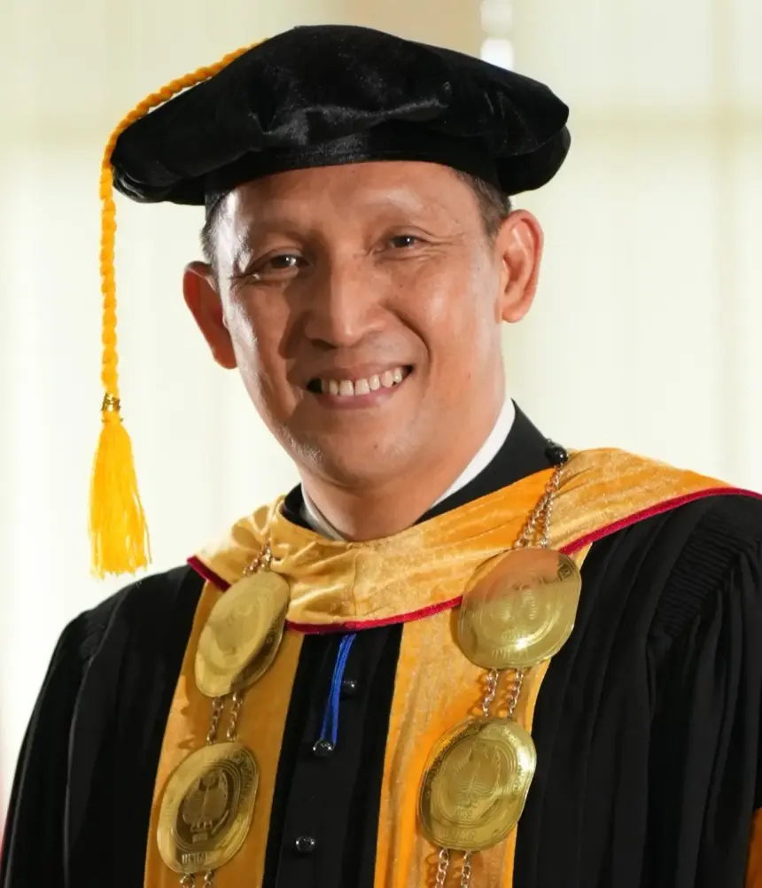 Dr. Joseph Philip Kambey, S.E., Ak., MBA