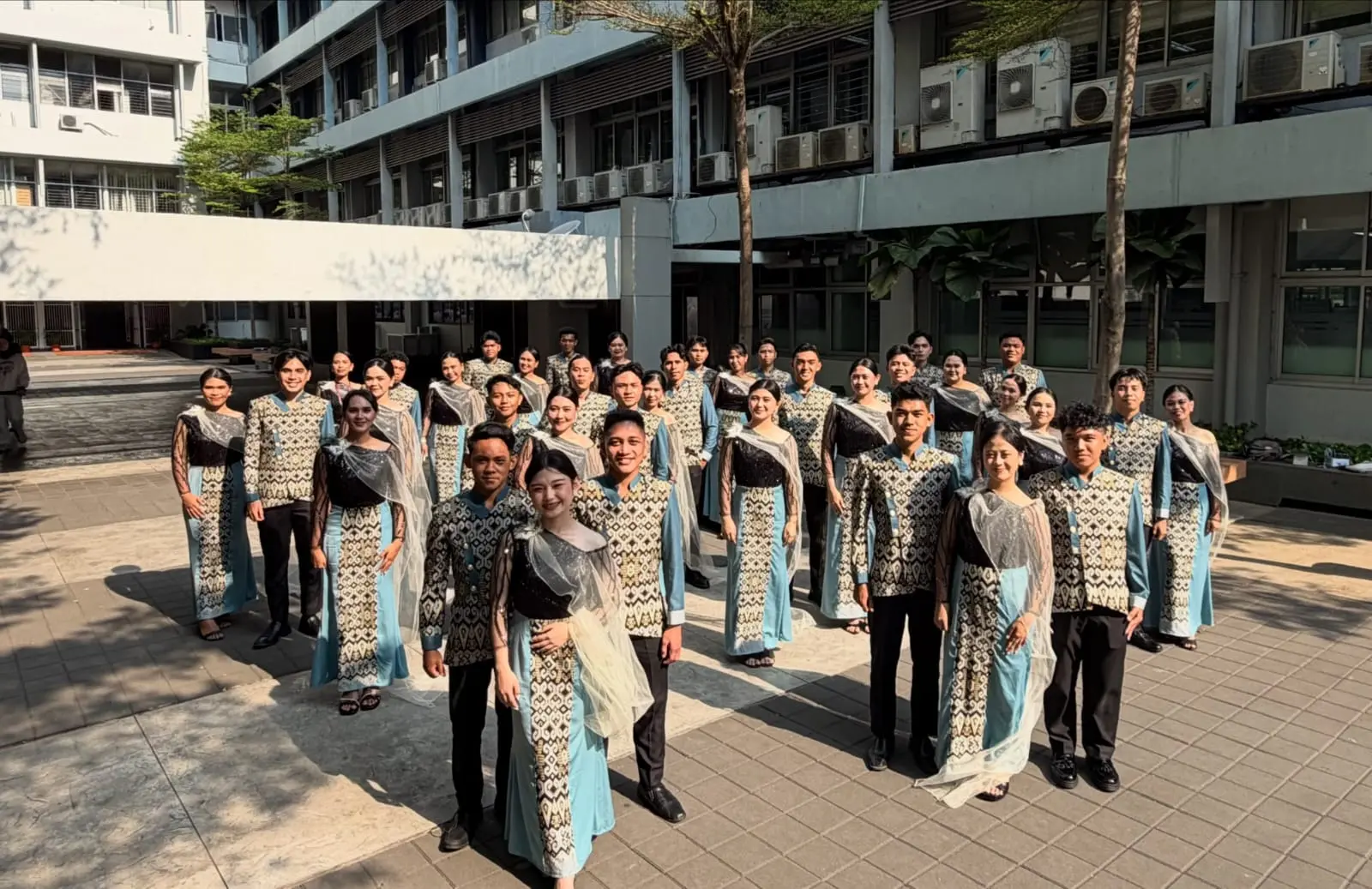 PSM UNIMA Meraih Silver Medal di Pesparawi Universitas Tarumanagara Jakarta
